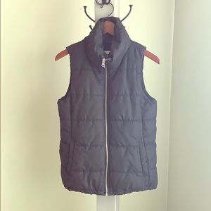 Ladies’ Black Puffer Vest